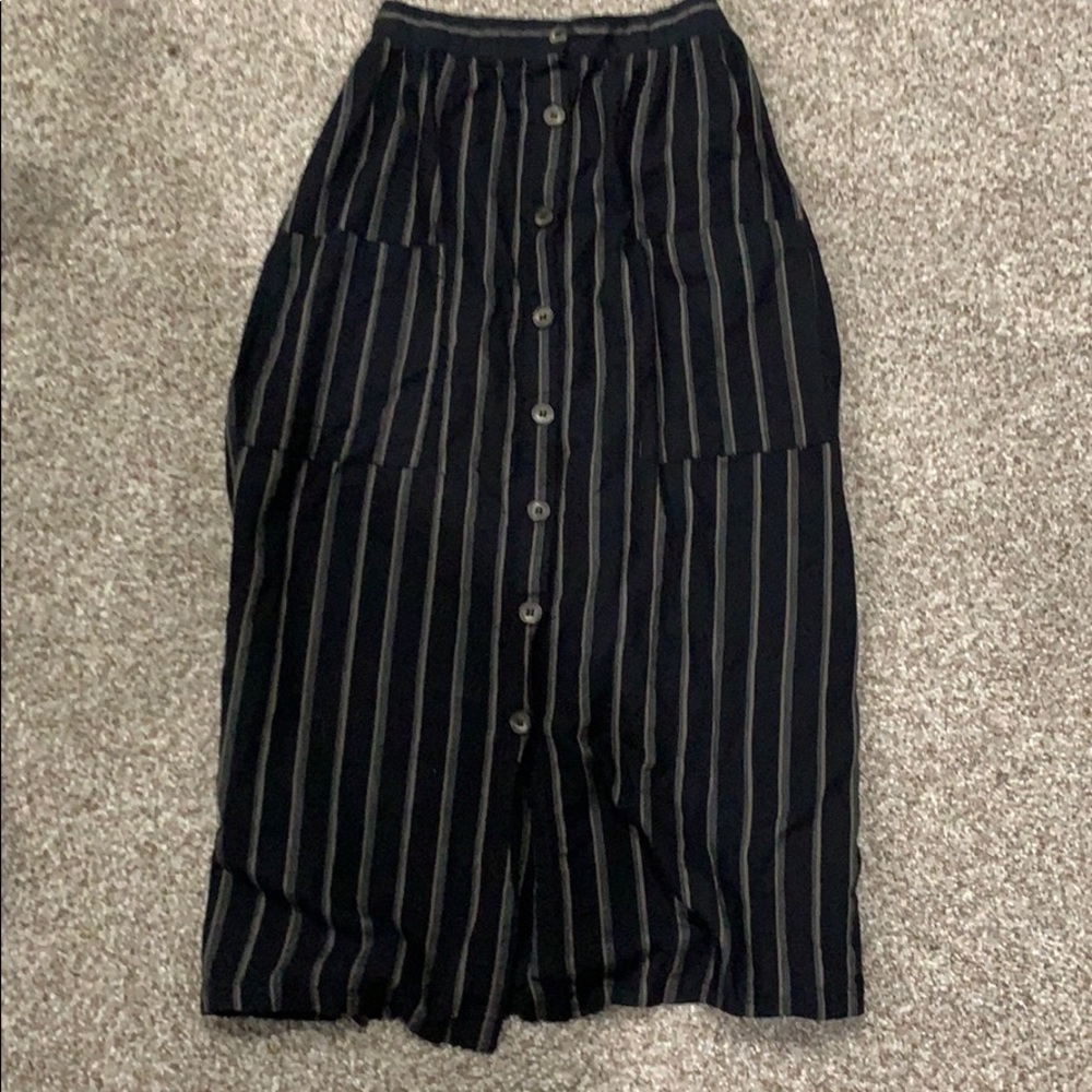 URBAN OUTFITTERS Maxi Skirt